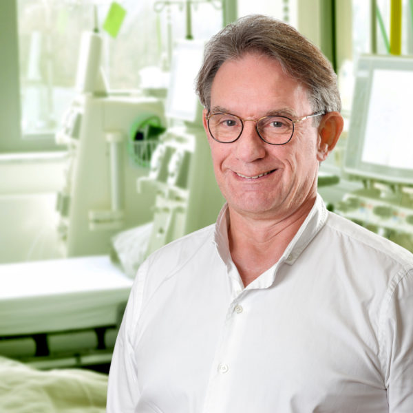 Dr Karsten Schumann